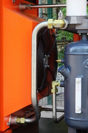 Станция компрессорная электрическая с частотным регулированием ЗИФ-СВЭ-3/0,7 ШМЧ