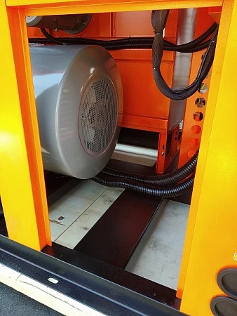 Станция компрессорная электрическая с частотным регулированием ЗИФ-СВЭ-31,5/1,3 ШМЧ