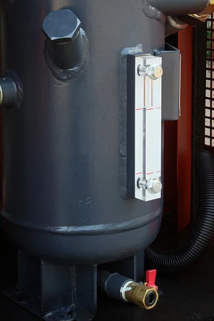 Станция компрессорная электрическая с частотным регулированием ЗИФ-СВЭ-3/0,7 ШМЧ